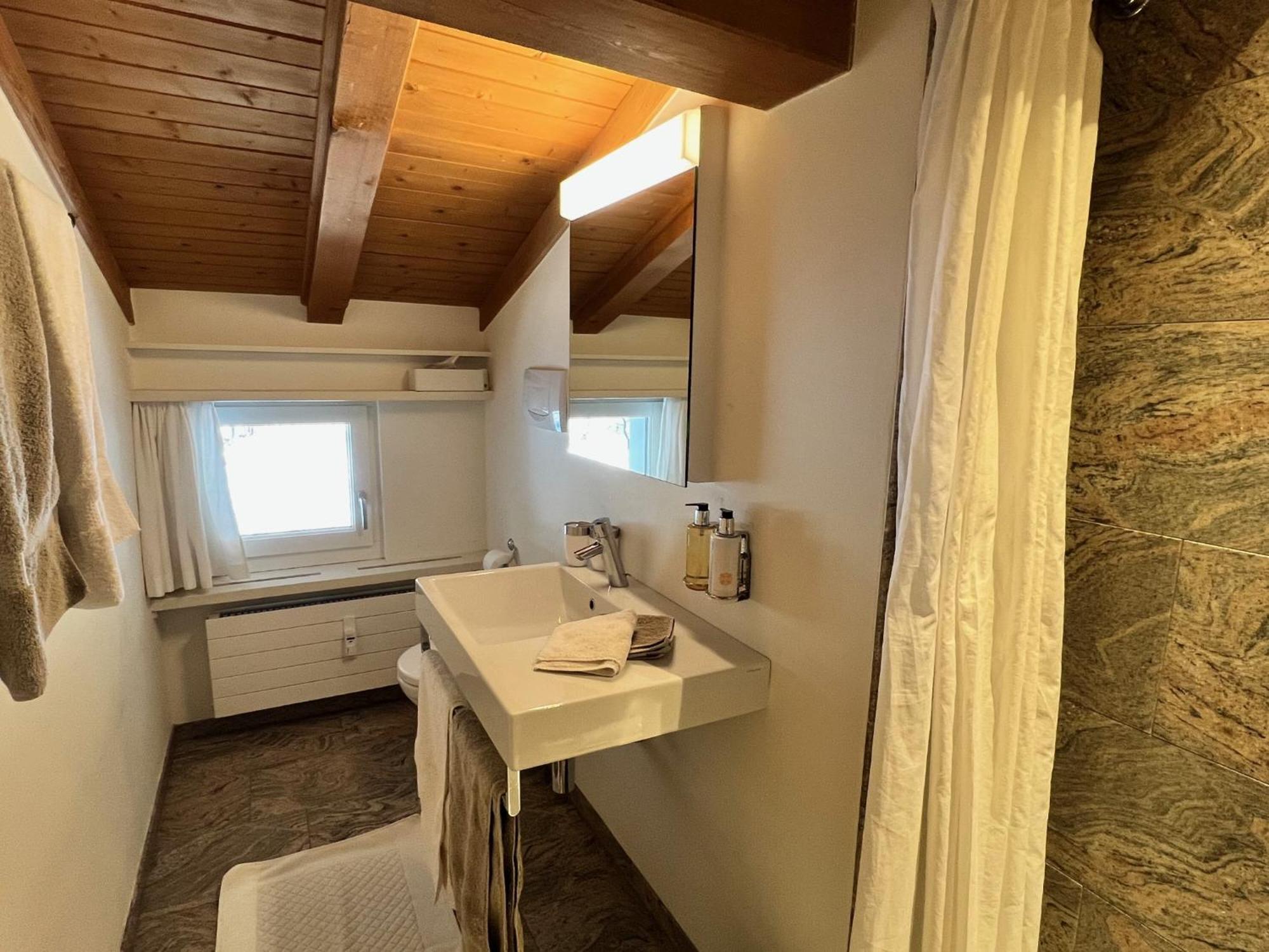 Chesa Suot Ovas Apartman Sils Maria Szoba fotó